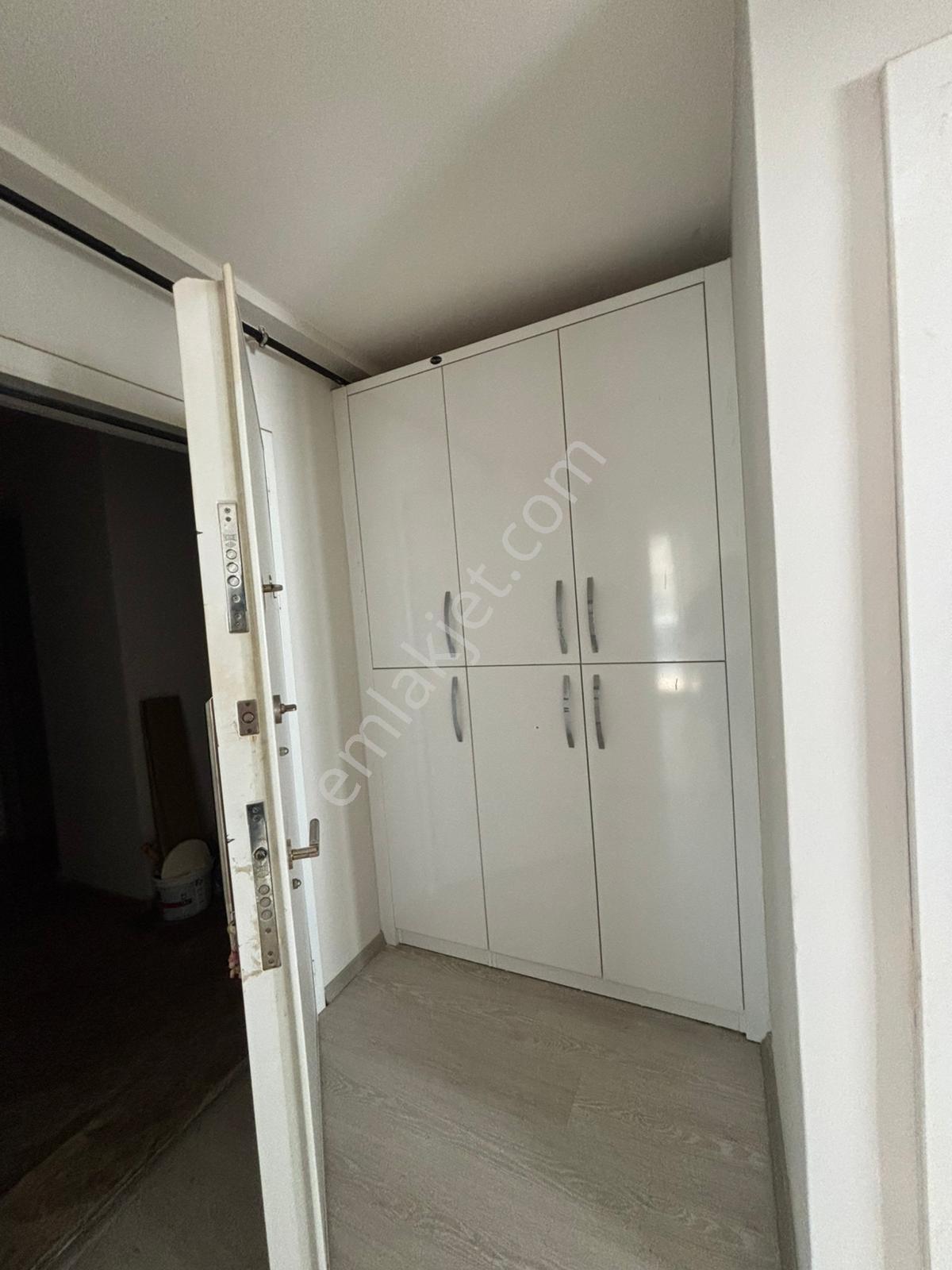Cumhuriyet Mahallesin'de Kiralık Doğalgazlı 2+1 Daire - Görsel 16
