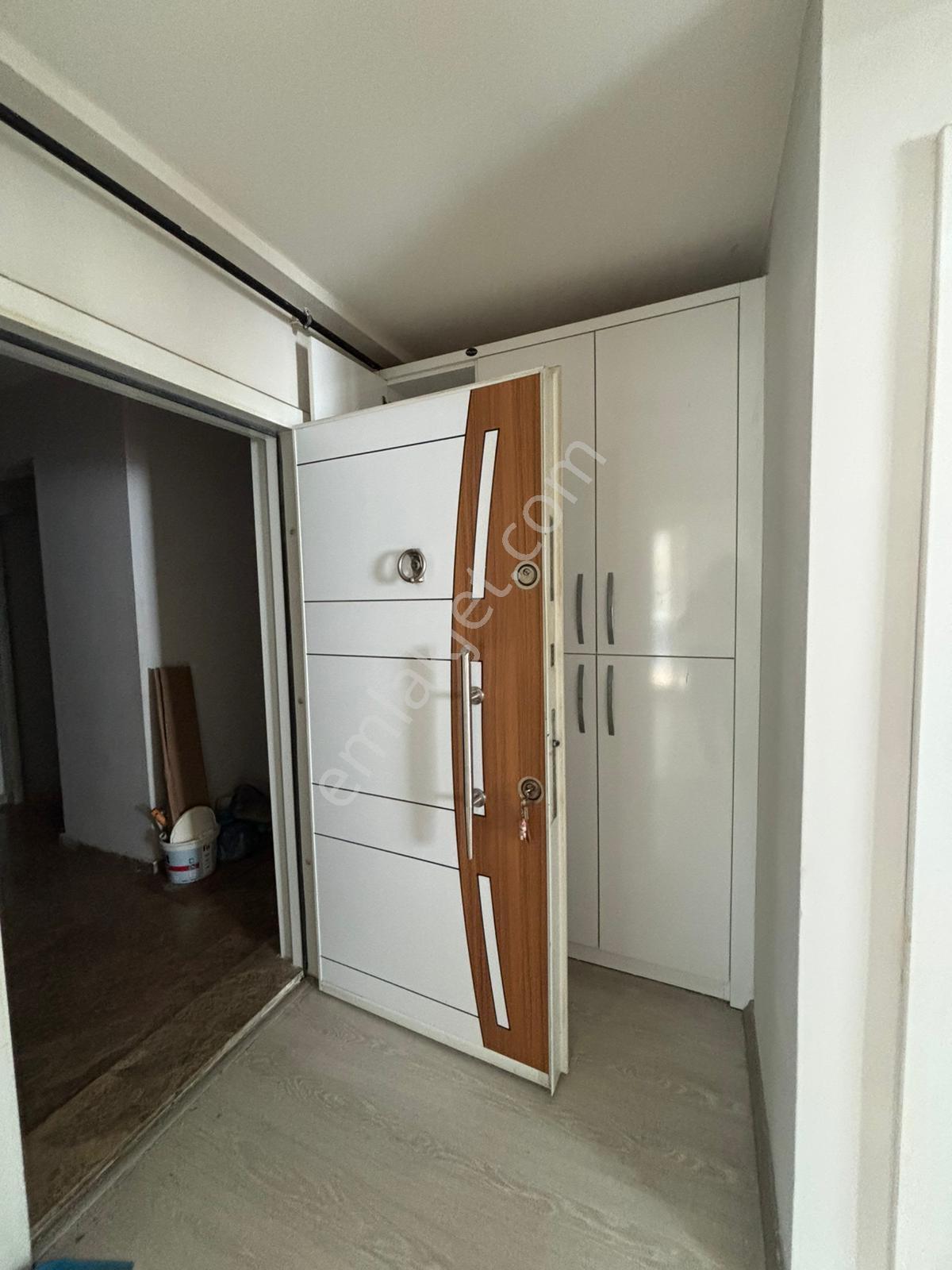 Cumhuriyet Mahallesin'de Kiralık Doğalgazlı 2+1 Daire - Görsel 18