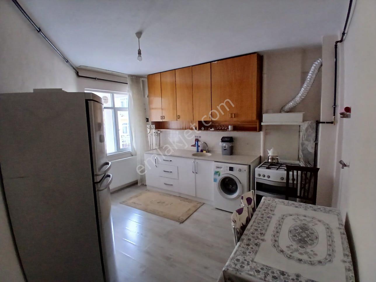 Akçay Emlak'tan Akşehir Çarşı Merkezde Özpark Otel Civarında Eşyalı Kiralık 3+1 Daire - Görsel 15