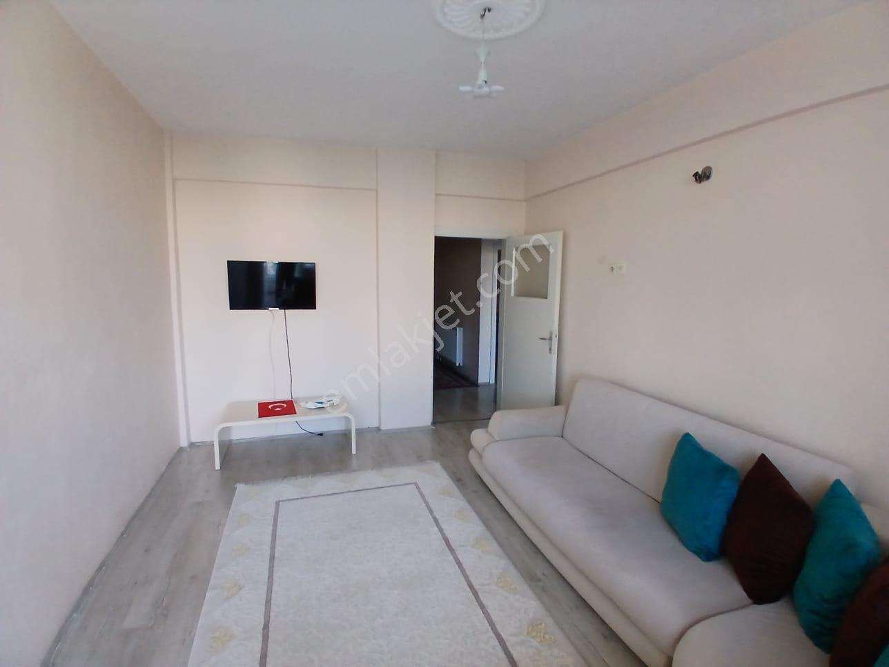 Akçay Emlak'tan Akşehir Çarşı Merkezde Özpark Otel Civarında Eşyalı Kiralık 3+1 Daire - Görsel 6