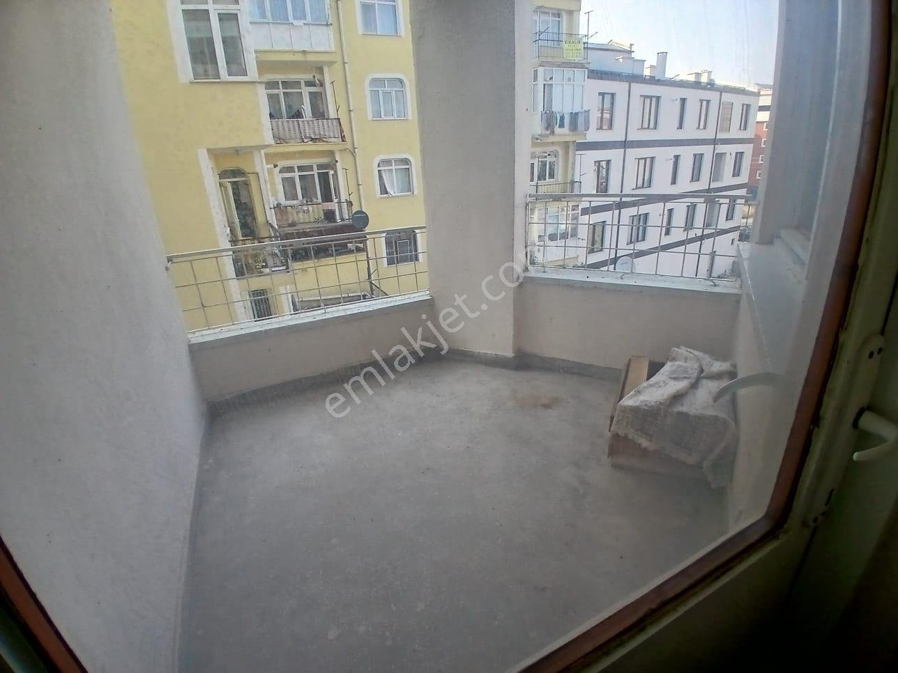 Akçay Emlak'tan Akşehir Çarşı Merkezde Özpark Otel Civarında Eşyalı Kiralık 3+1 Daire - Görsel 26