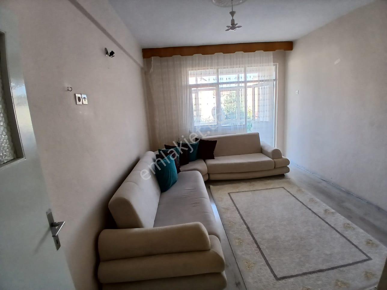 Akçay Emlak'tan Akşehir Çarşı Merkezde Özpark Otel Civarında Eşyalı Kiralık 3+1 Daire - Görsel 7