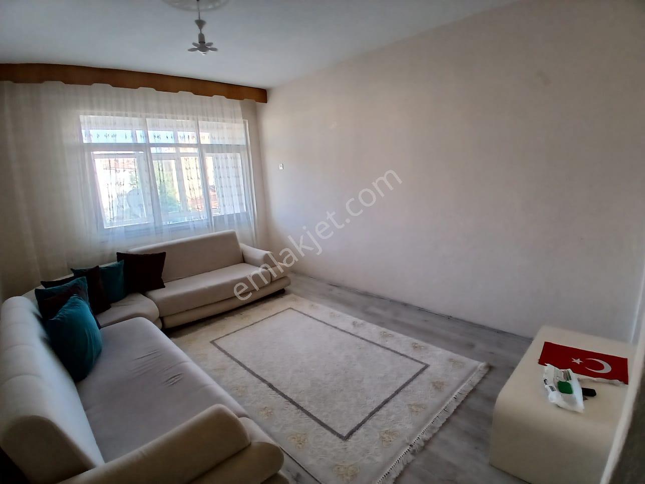 Akçay Emlak'tan Akşehir Çarşı Merkezde Özpark Otel Civarında Eşyalı Kiralık 3+1 Daire - Görsel 8