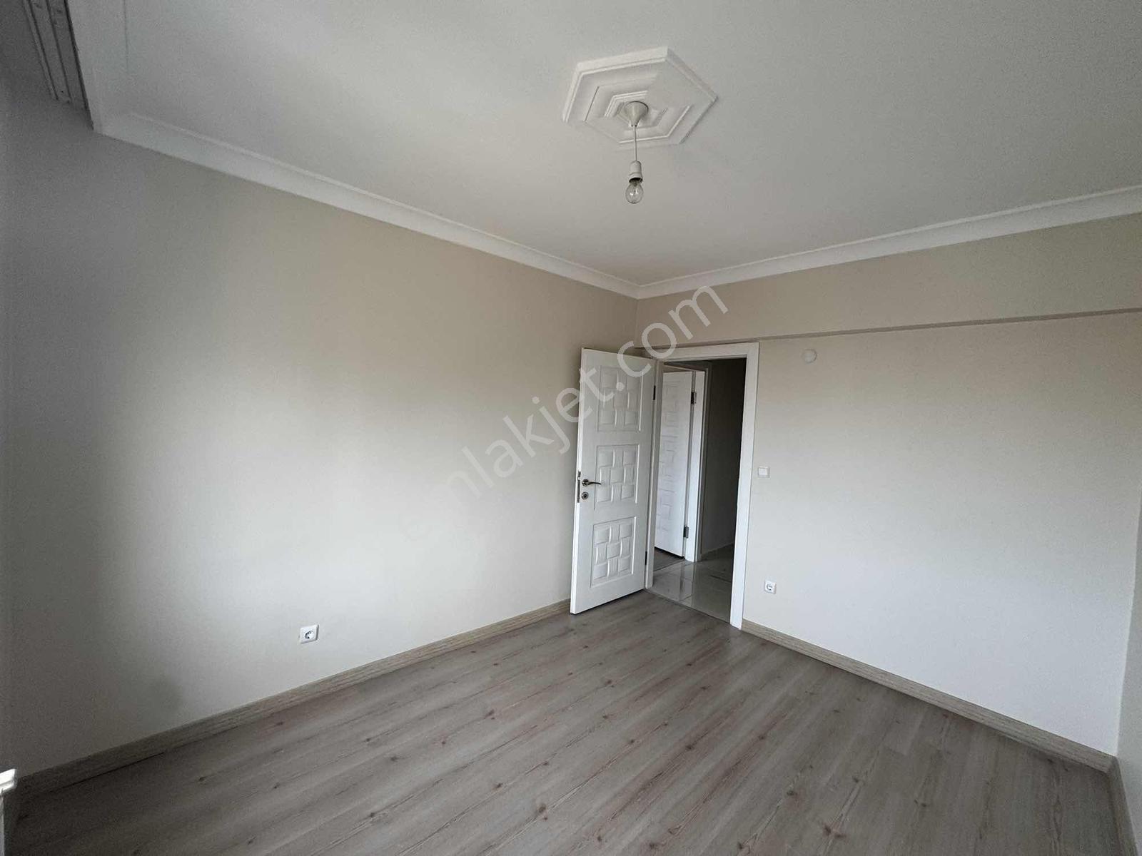 Remax Ten Beylikdüzü Adnan Kahveci Mh Kolejler Bölgesi Geniş 3+1 - Görsel 33