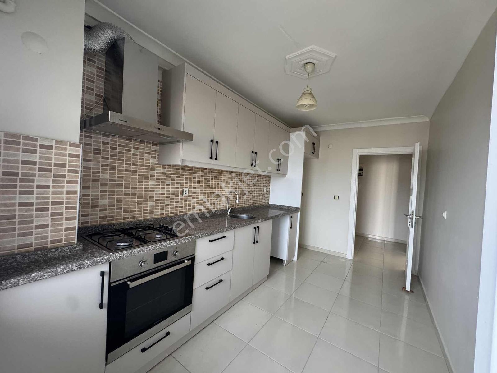 Remax Ten Beylikdüzü Adnan Kahveci Mh Kolejler Bölgesi Geniş 3+1 - Görsel 14
