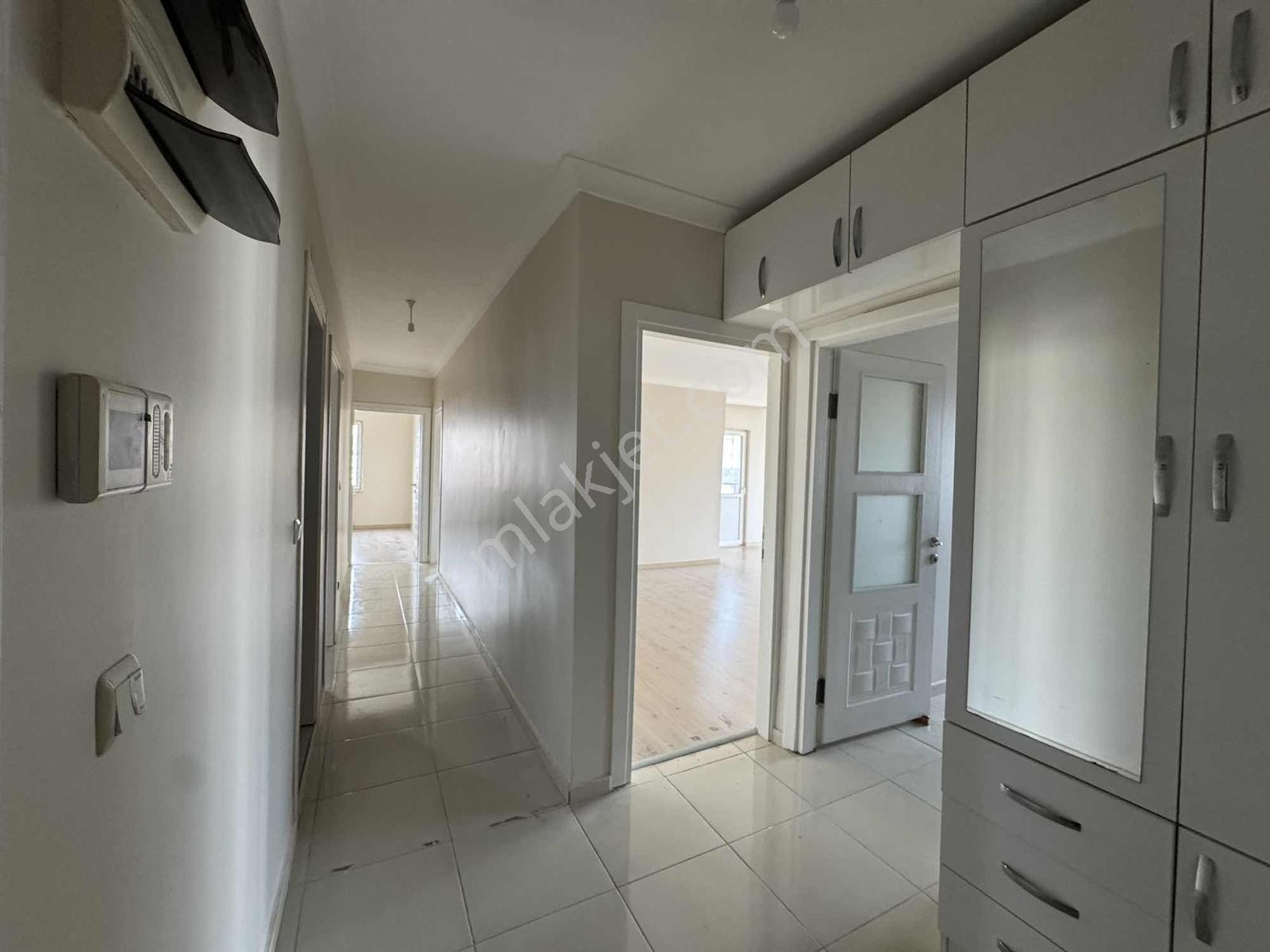 Remax Ten Beylikdüzü Adnan Kahveci Mh Kolejler Bölgesi Geniş 3+1 - Görsel 19