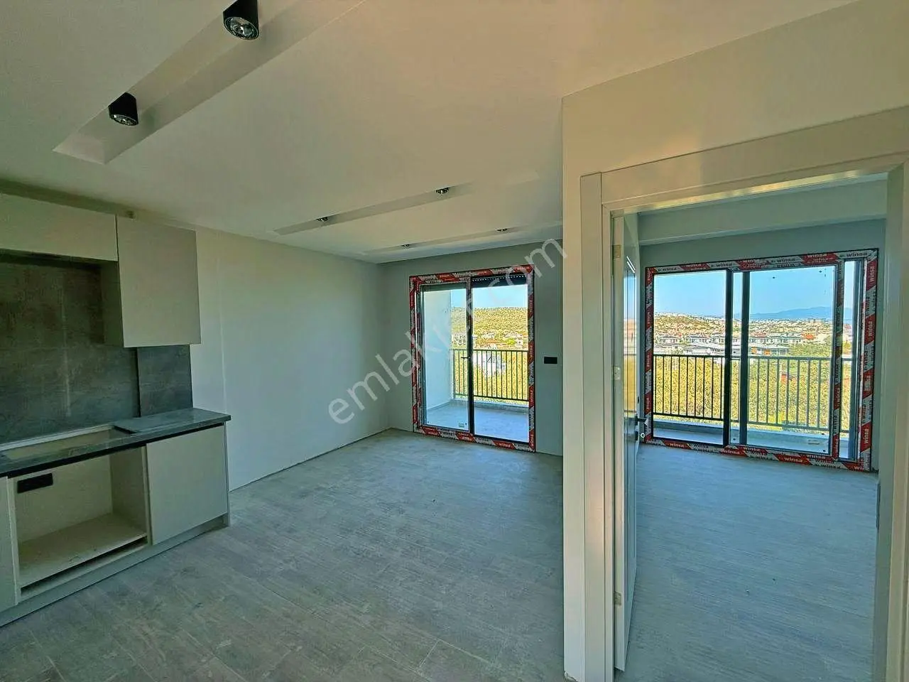 Uytundan Burhaniye Pelitköyde Denize 150 Mt Full Manzaralı 1+1 - Görsel 4