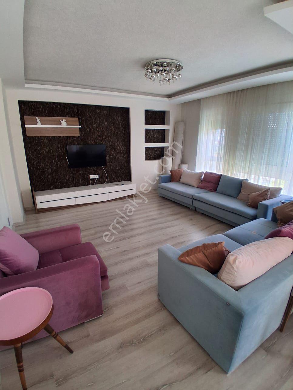 Konyaaltı Hurmada Eşyalı Kiralık ( 2+1 .havuzlu Ara Kat Daire