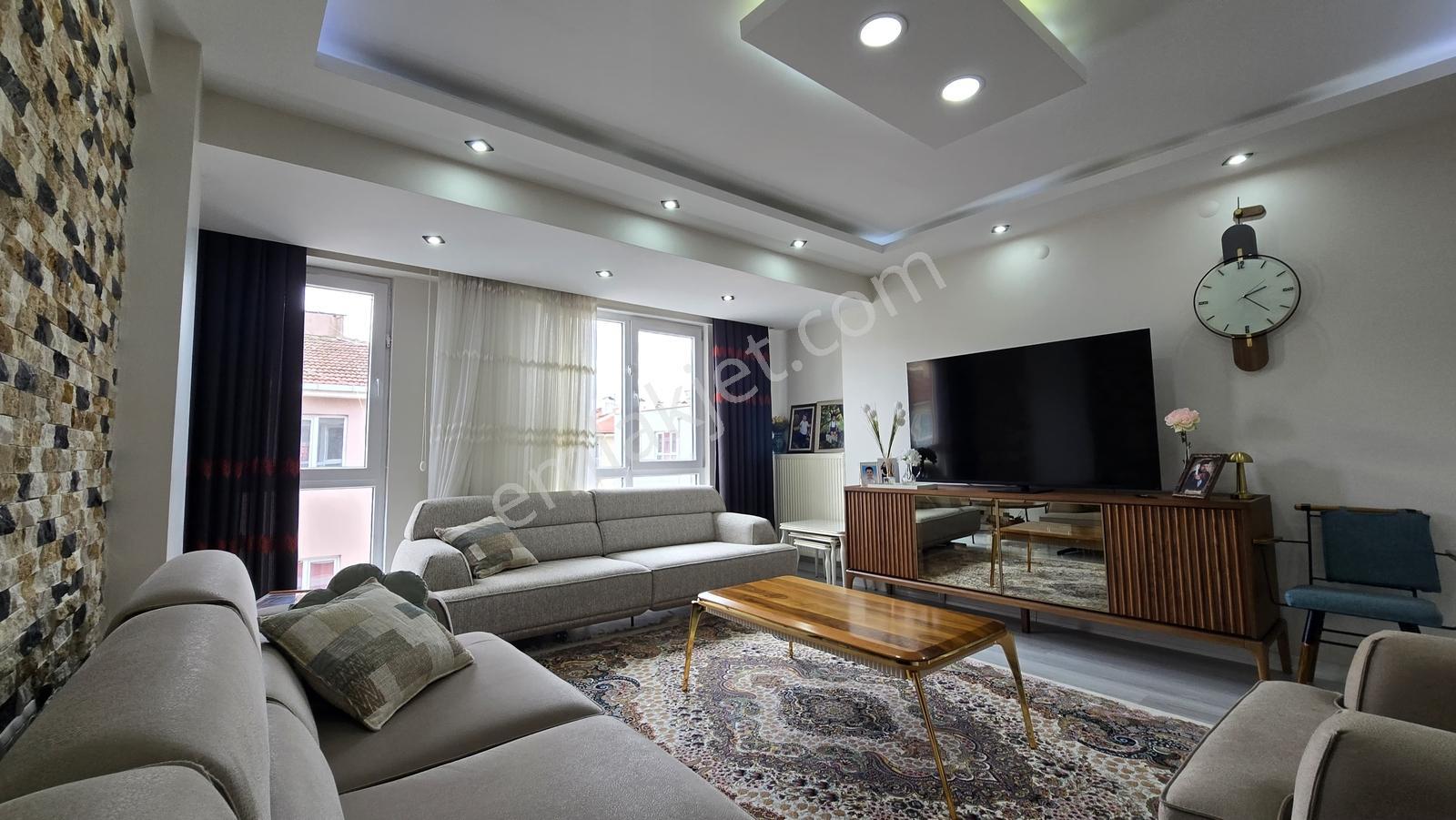 Rw Nest'ten Bahçelievler'de 3+1 150 M2 E Banyolu Garajlı Daire - Görsel 4