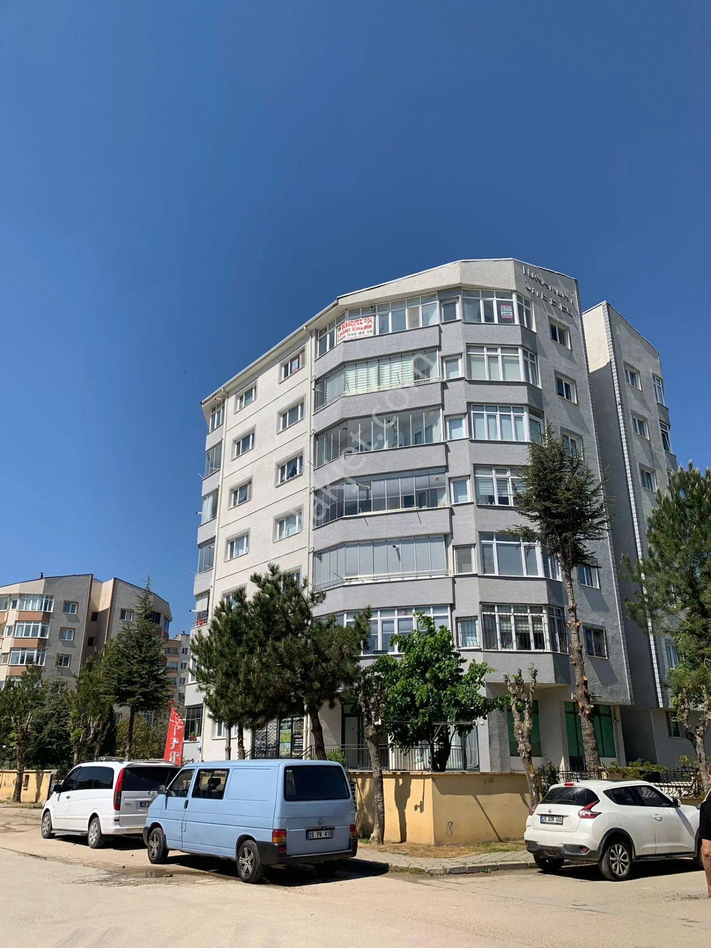 Batıkent Mah. Tunakent Sitesinde 3+1 Geniş Daire