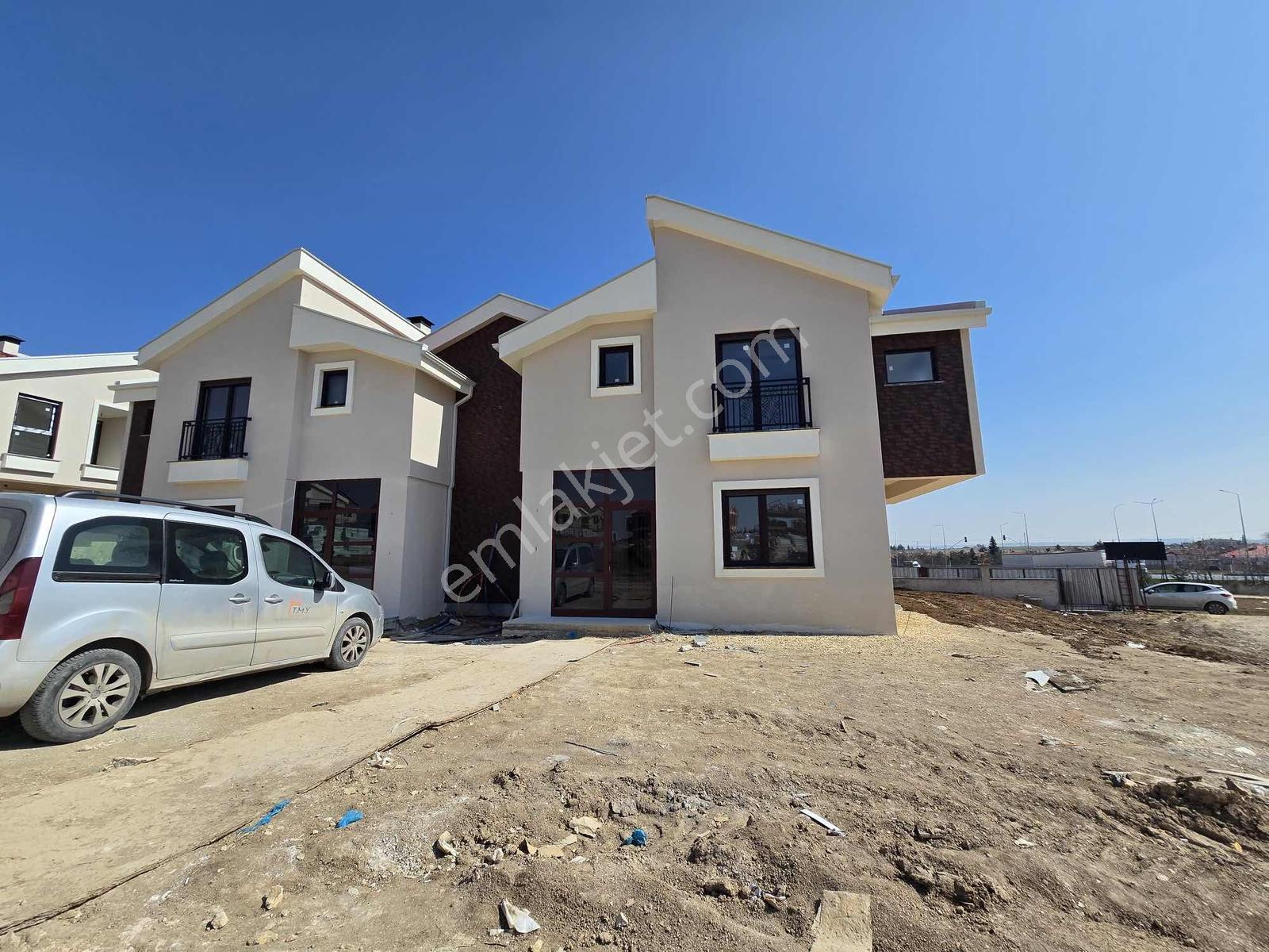 Rw Nest'ten Yukarı Söğütönünde Satılık 4+1villa - Görsel 31