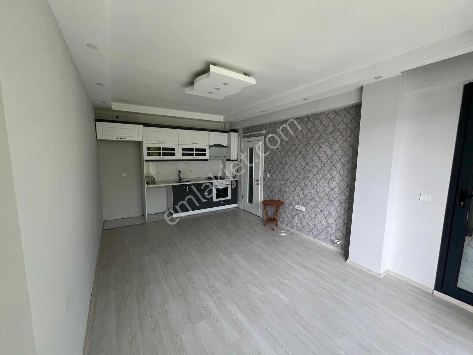 Gömeç'te Doğalgazlı Asansörlü Kiralık Daire - Görsel 9