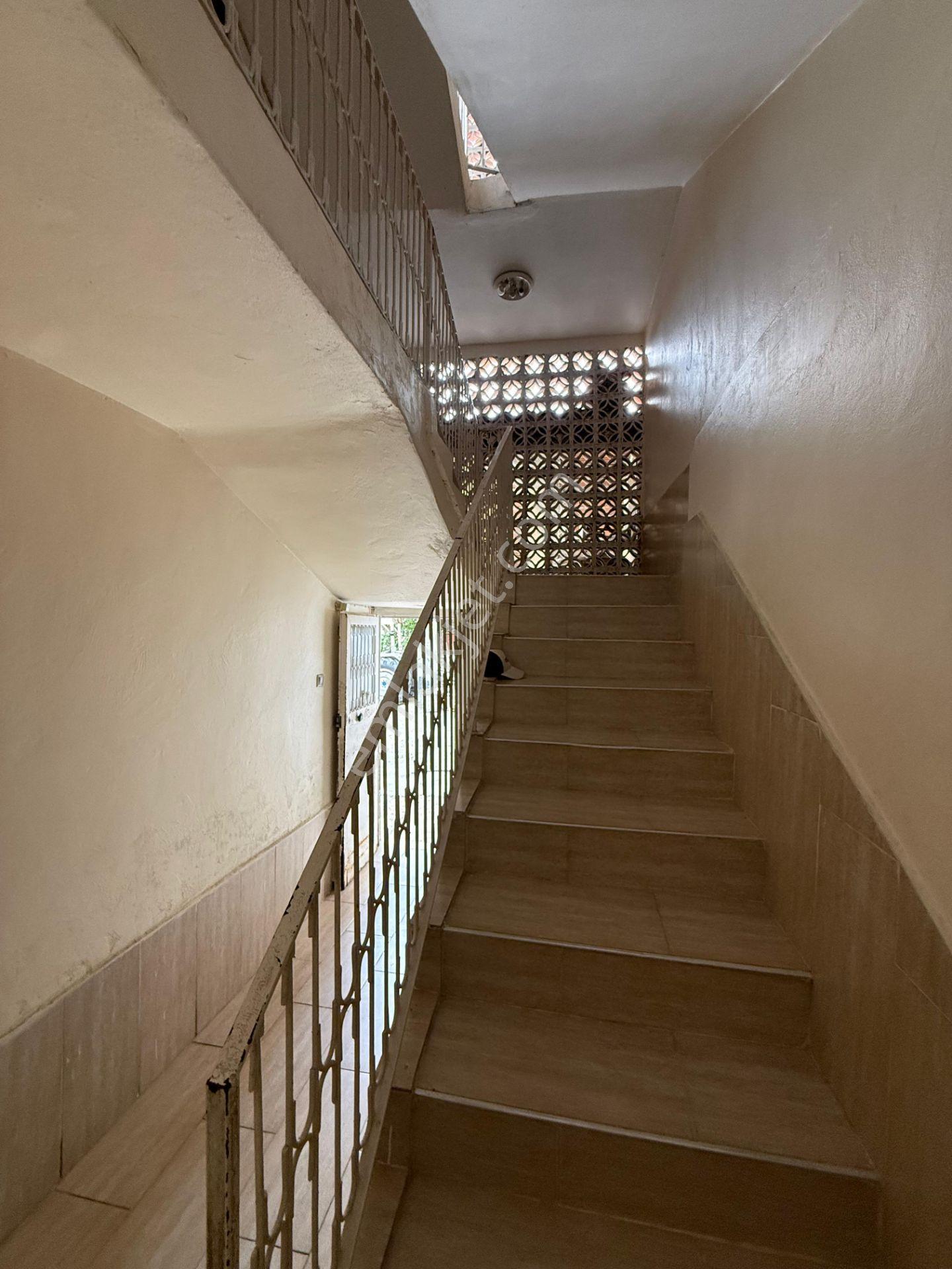 Yüreğir Havutlu Mahallesinde Ful Eşyalı Kiralık 3+1 Müstakil Ev - Görsel 33