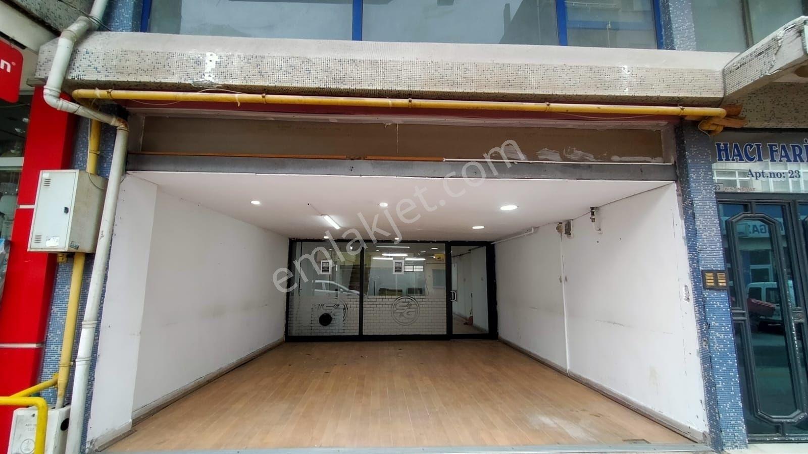 Truva//bafra Cumhuriyet Caddesi'nde 550m² 3 Katlı Kiralık Dükkan - Görsel 2