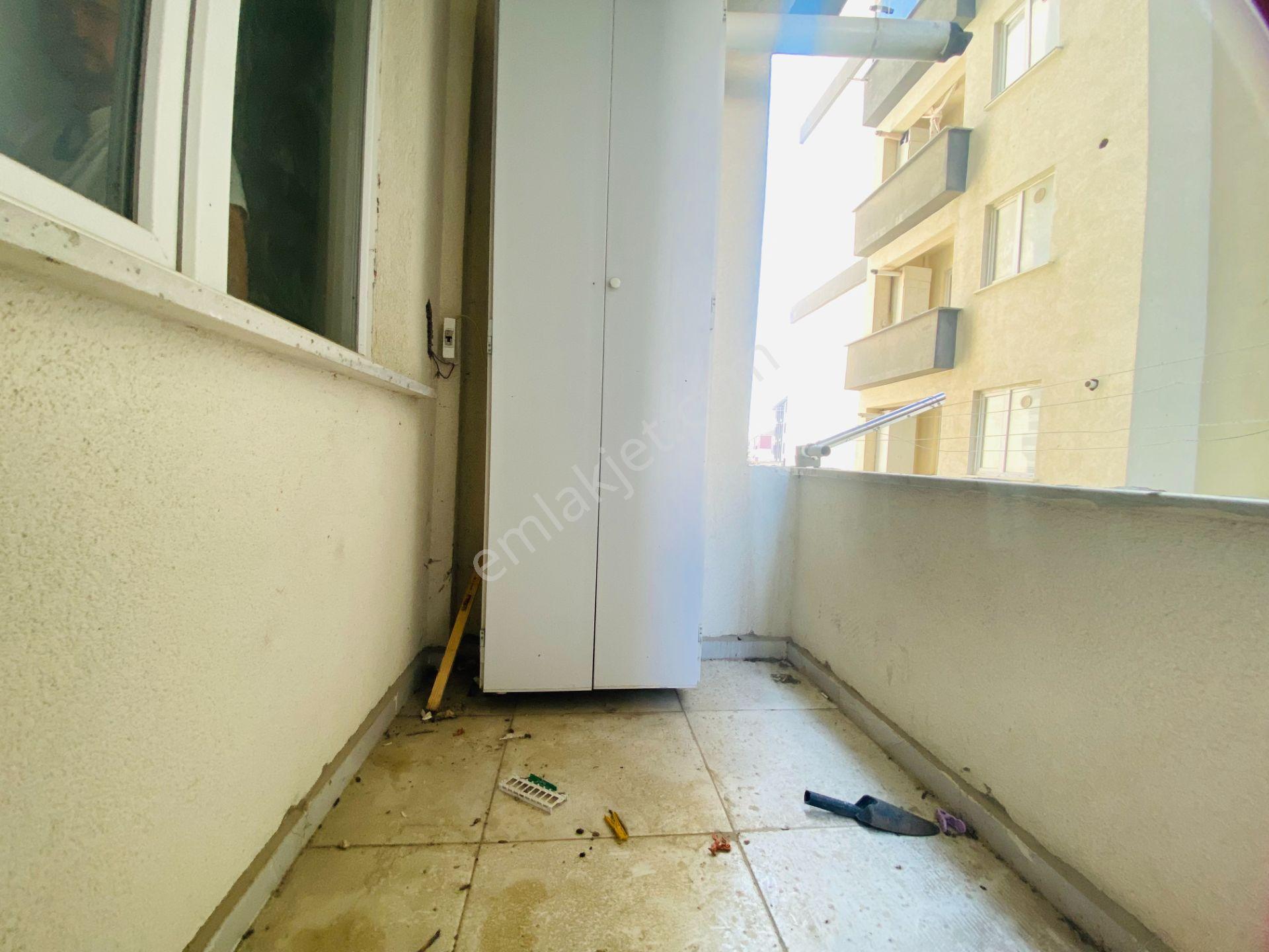 Güven'den Kapaklı'da Caddeye Yakın Kombili Ara Kat 2+1 Daire - Görsel 11