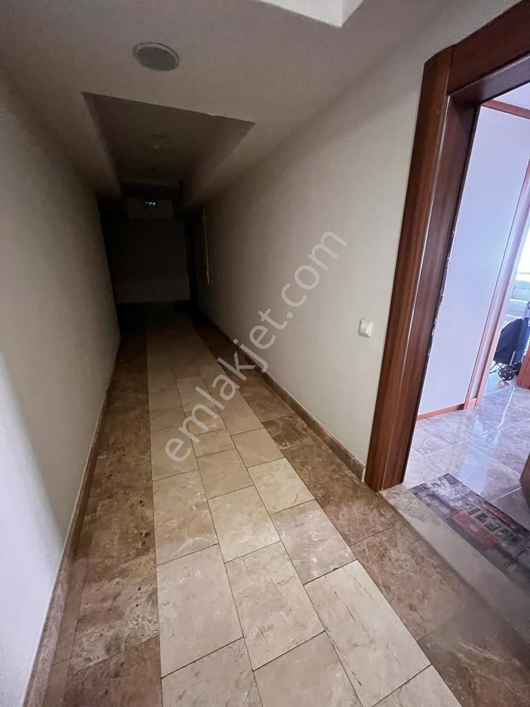 Karşıyaka Tower'da Lüks Ve Konforlu 1+1 Satılık Daire - Görsel 13