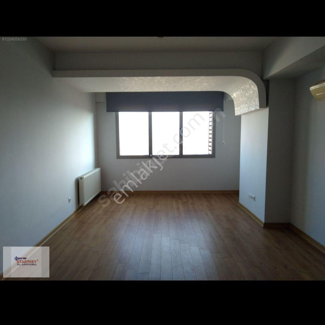 Karşıyaka Tower'da Lüks Ve Konforlu 1+1 Satılık Daire - Görsel 25