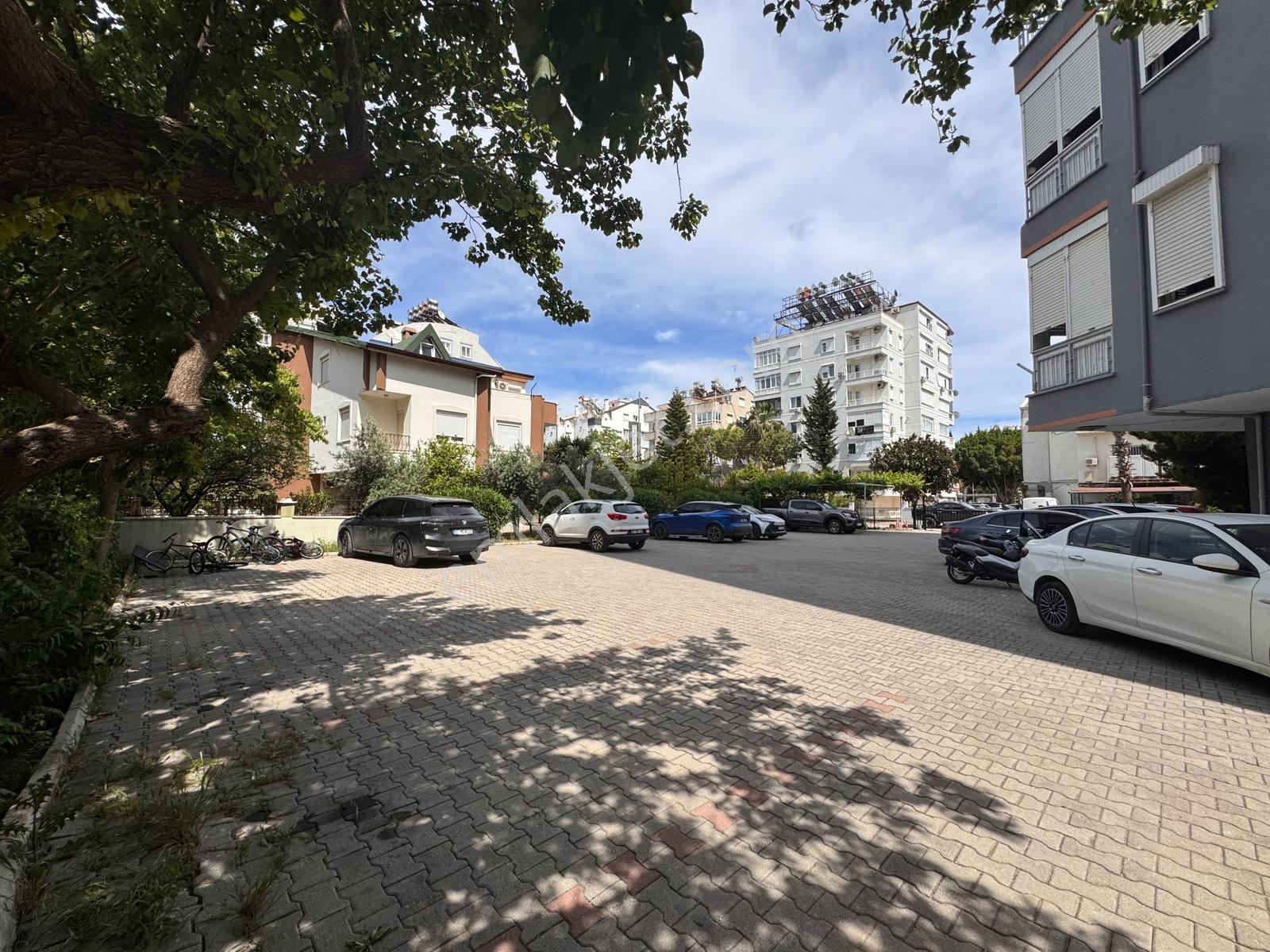 Çağlayan'da Full Eşyalı Şık Bahçe Kullanımlı 2+1 - Görsel 20