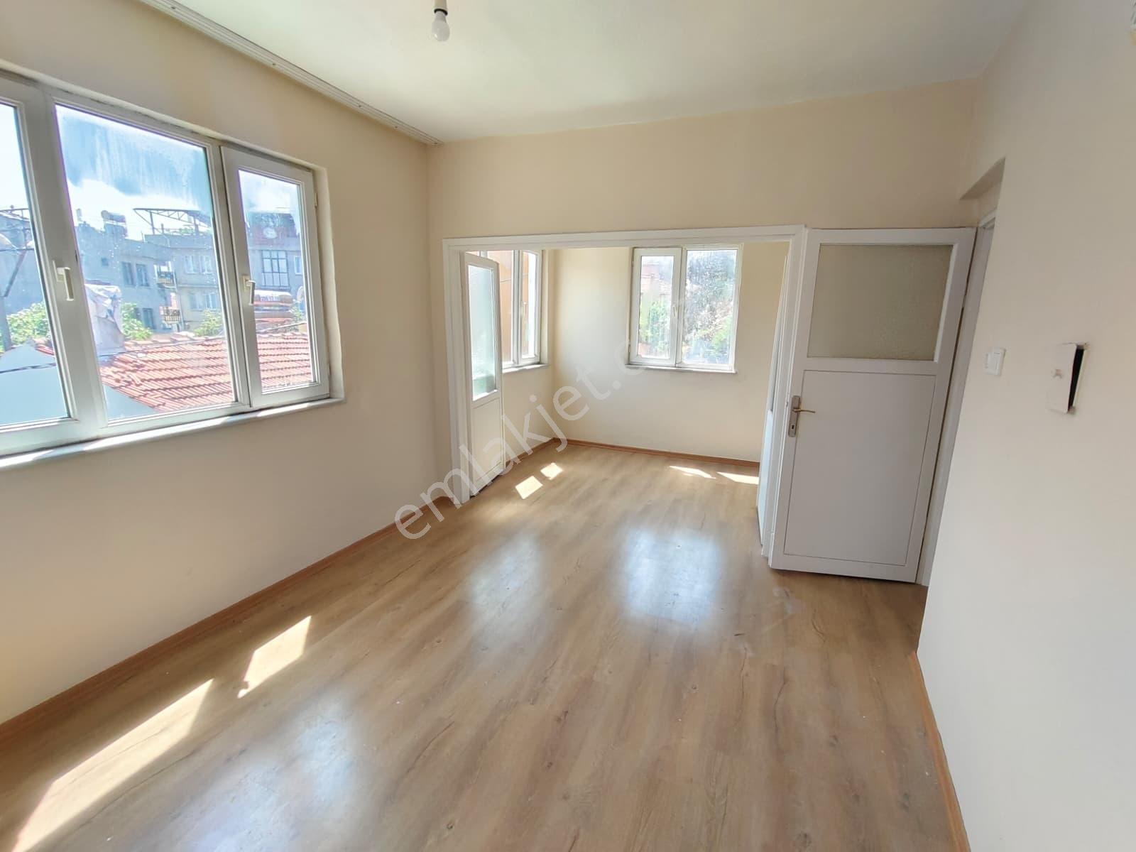 Mudanya Trilye Merkezde Kiralık 4+1 Müstakil Ev - Görsel 29