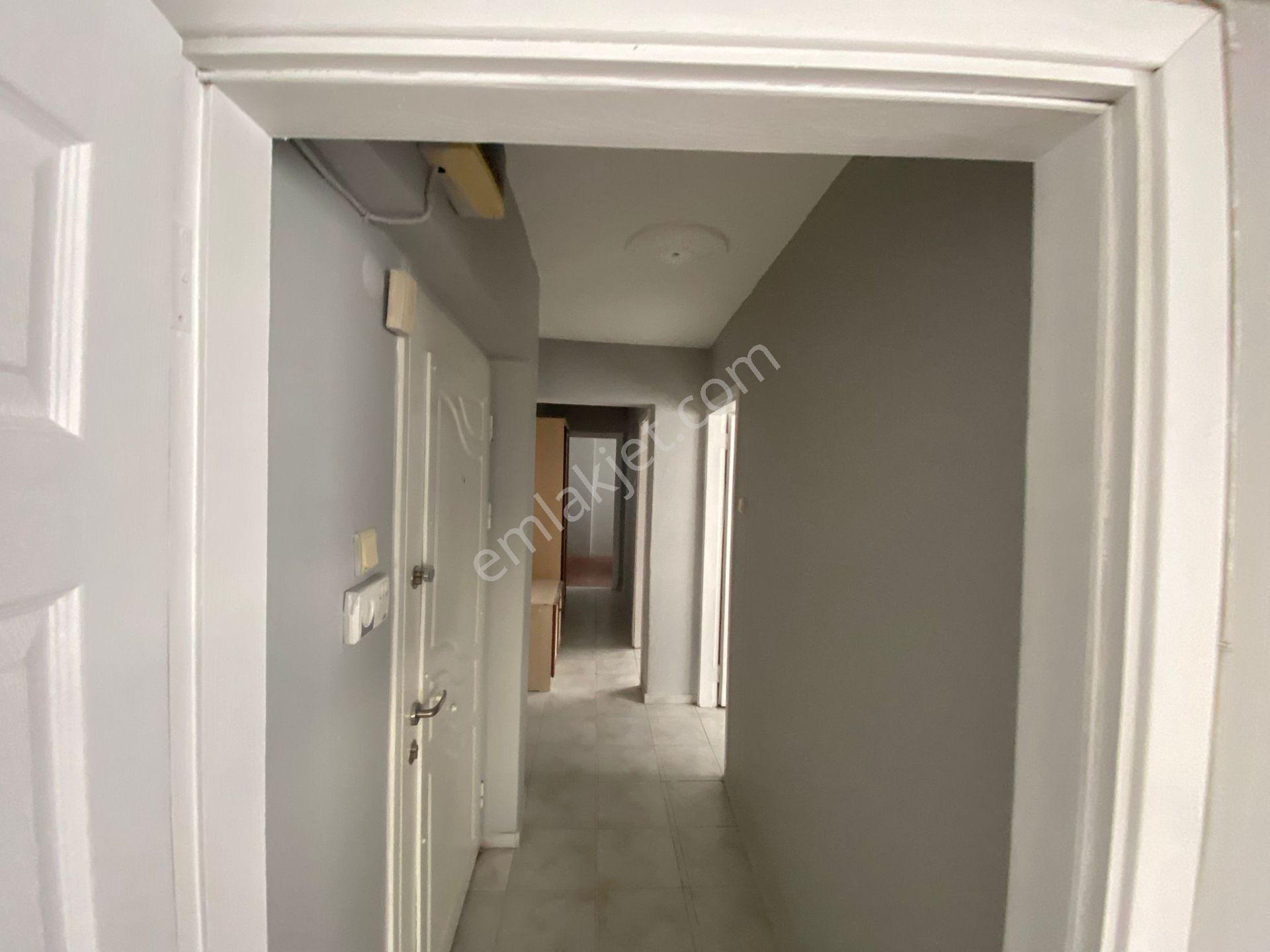 Acill Karabağlar Polat Cad.si Üzeri Yeşilyurt Hastane Yakını 2+1 85m2 Ayrı Mutfak Havadar Satılık D. - Görsel 21