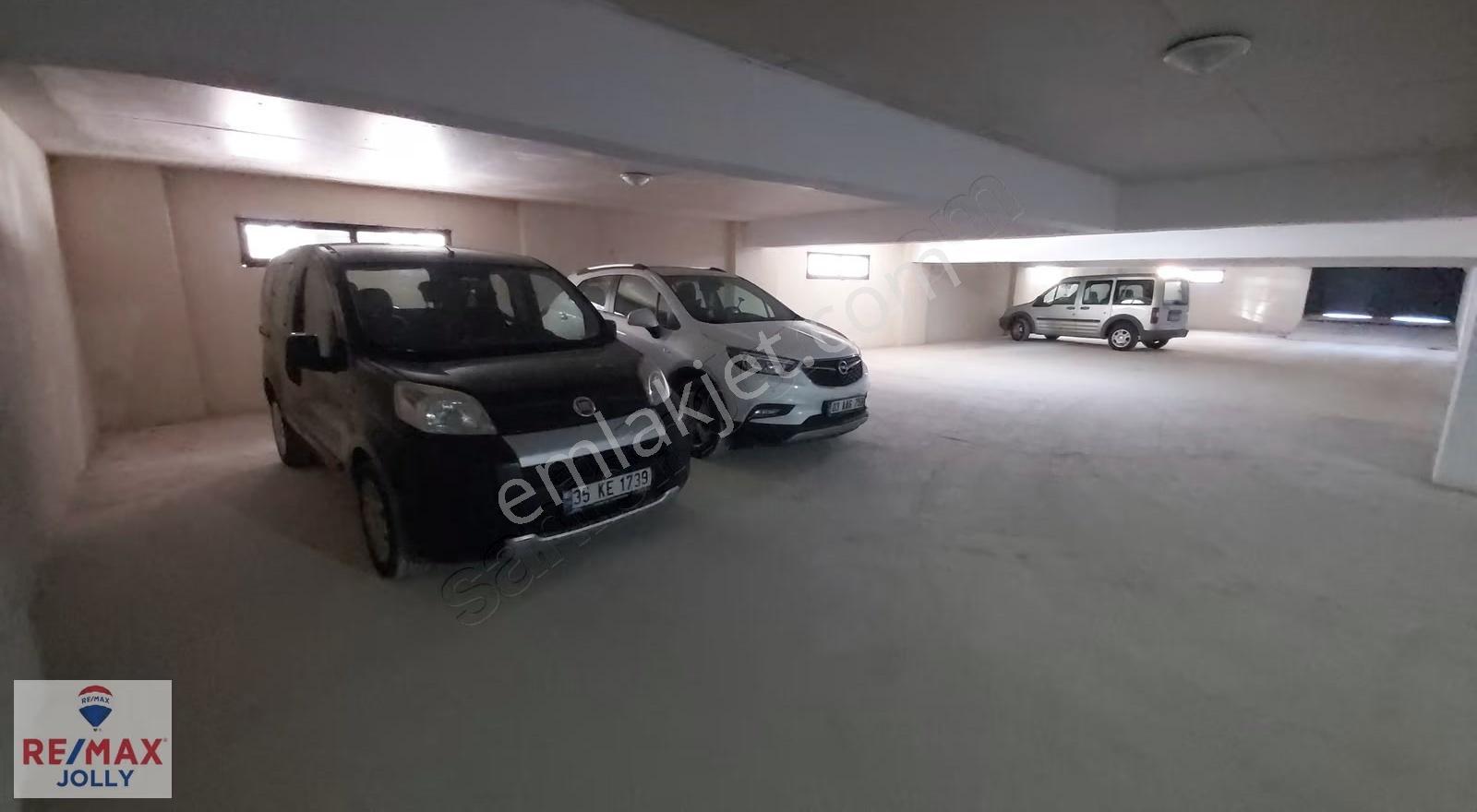 Bornova Yeşilova Satılık 3+1 Daire Serdar Yakın Remax Jolly - Görsel 19