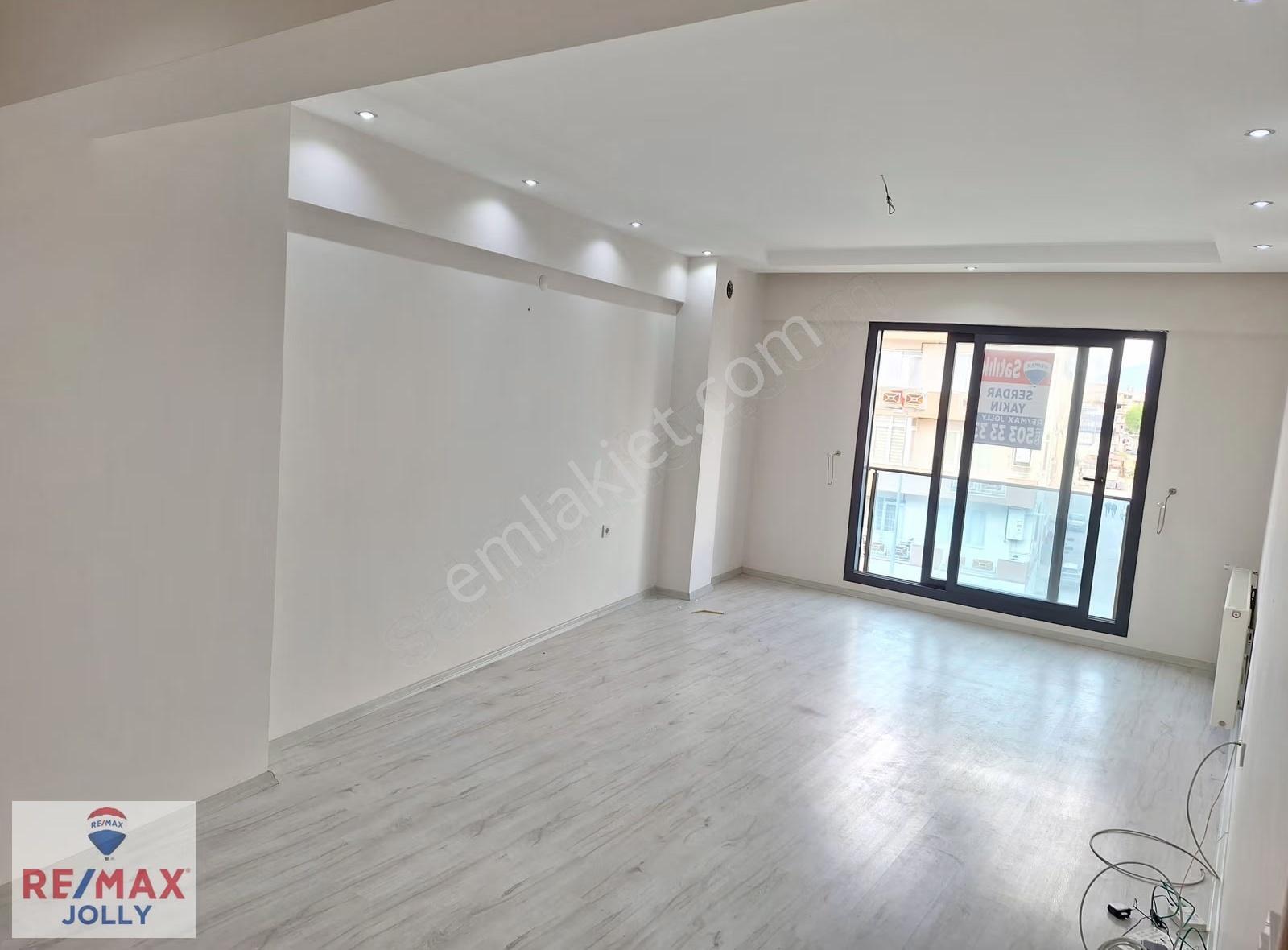 Bornova Yeşilova Satılık 3+1 Daire Serdar Yakın Remax Jolly - Görsel 2