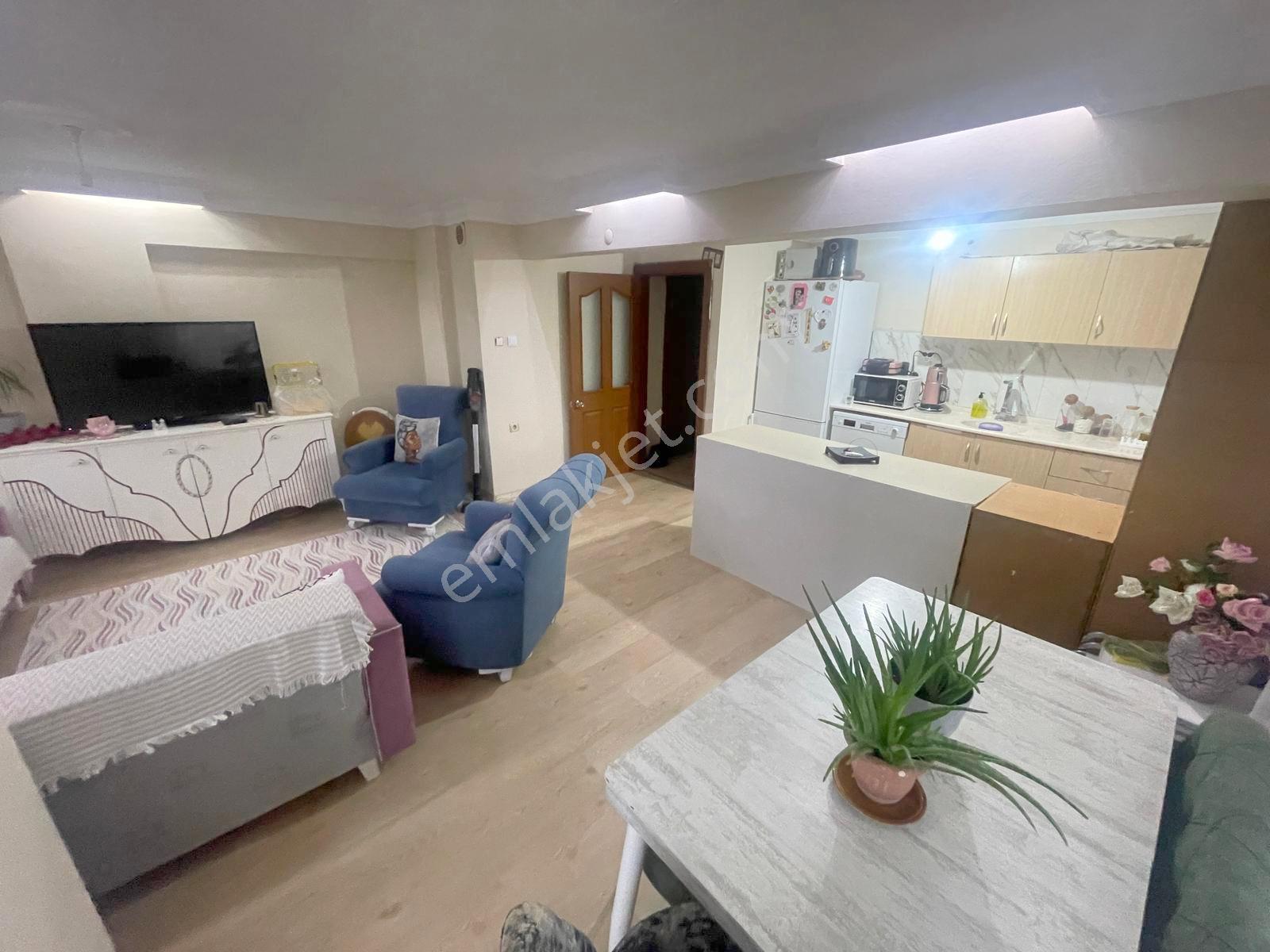 ❇️ Edremitin Göbeğinde Asansörlü Ön Cephe 3+1 Daire Fırsatı - Görsel 12