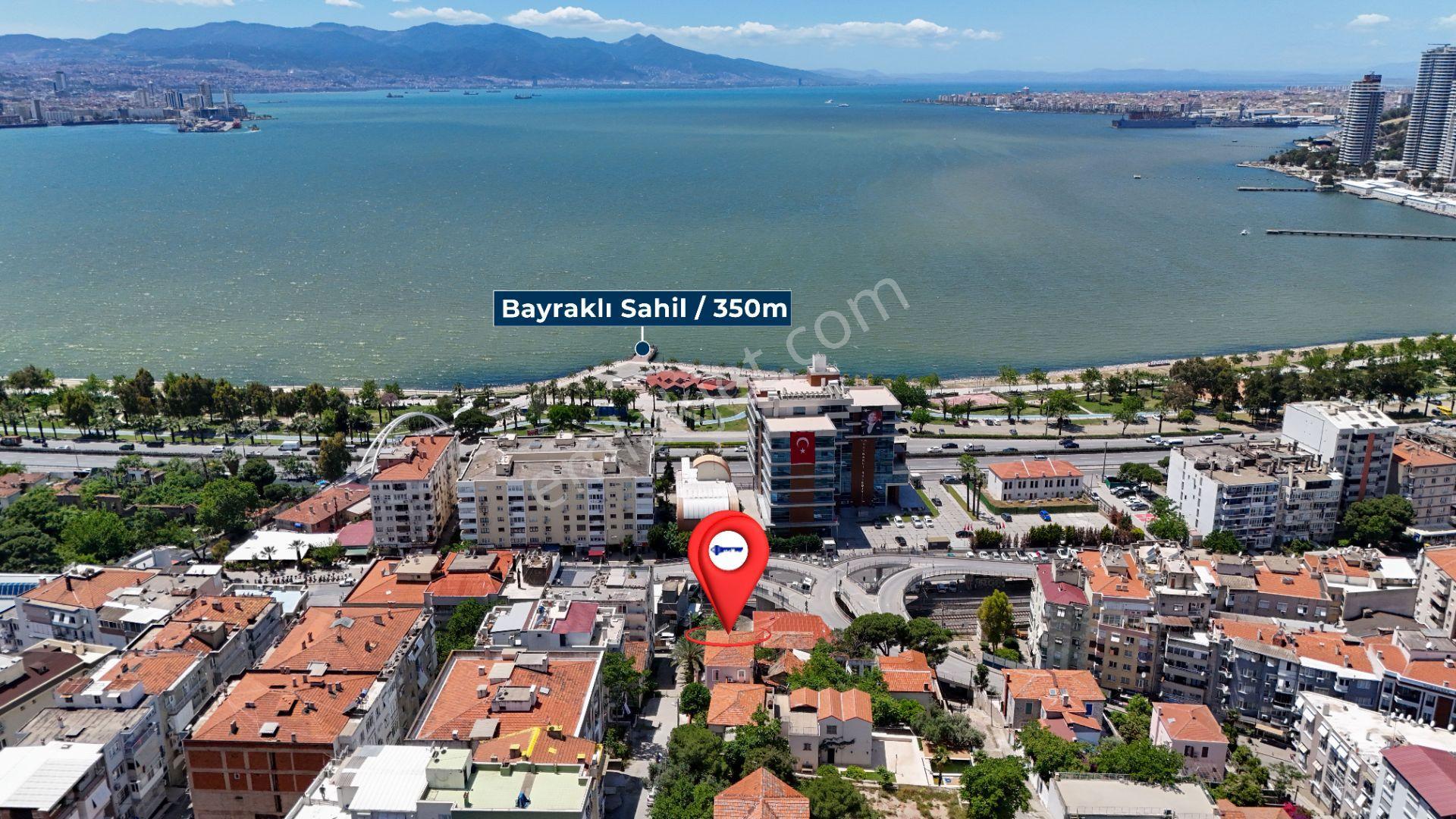 Bayraklı'da Muhteşem Deniz Manzaralı Satılık Tarihi Cumbalı Köşk - Görsel 32
