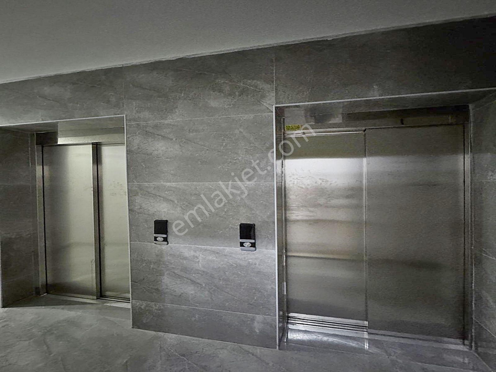 Cadde34 Yapı'dan Akevler'de Sıfır Butik Site İçerisinde Balkonlu Krediye Uygun 2+1 Satılık Daire - Görsel 11