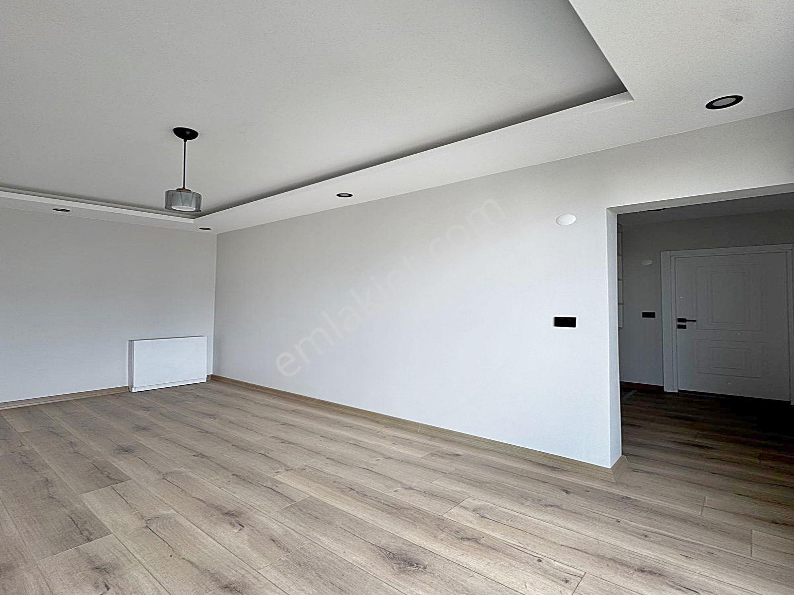 Cadde34 Yapı'dan Akevler'de Sıfır Butik Site İçerisinde Balkonlu Krediye Uygun 2+1 Satılık Daire - Görsel 24