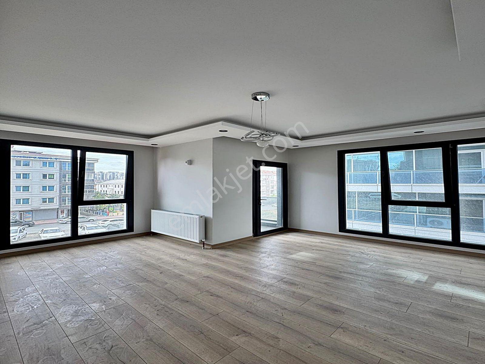 Cadde34 Yapı'dan Akevler'de Sıfır Butik Site İçerisinde Balkonlu Krediye Uygun 2+1 Satılık Daire - Görsel 3