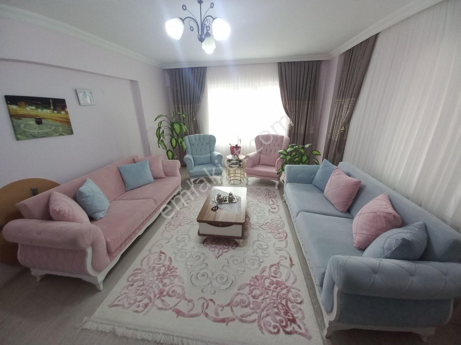 Cumhuriyet Parkı Civarı Satılık Temiz 3+1 Daire - Görsel 3