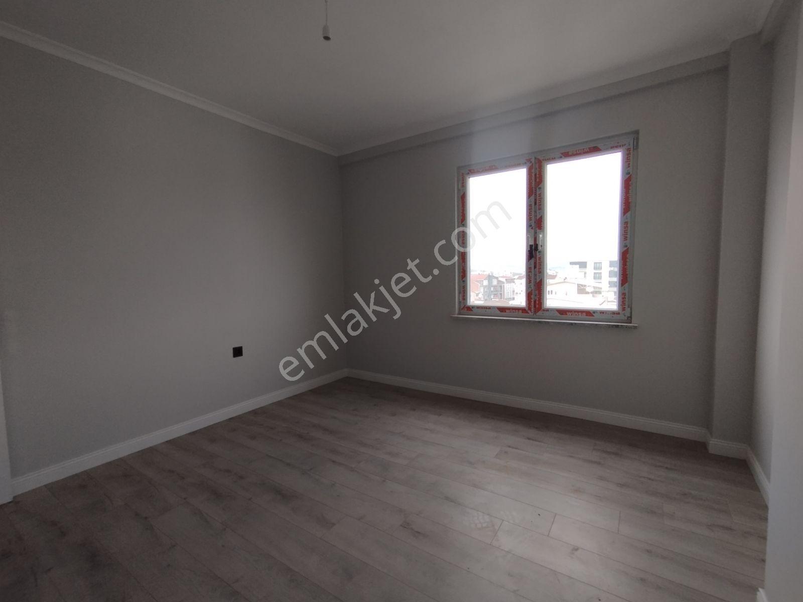 Yunuseli Akyıldız Büyük 4+1 Dubleks Havuzlu Full Manzara Lı Dair - Görsel 24
