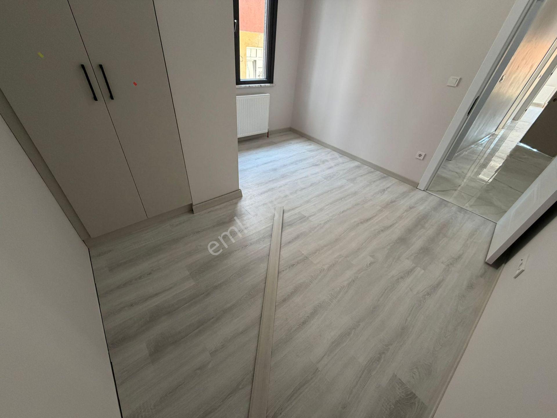 Güngören M.çakmak Mah Yeni Binada 2+1 80m2 4.kat Satılık Daire - Görsel 34