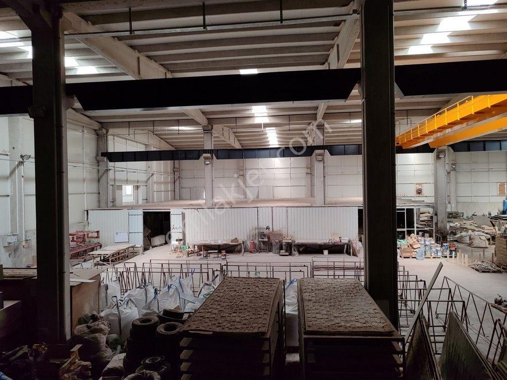 Saray'da 4700m2 Vinçli Kiralık Fabrika - Görsel 6