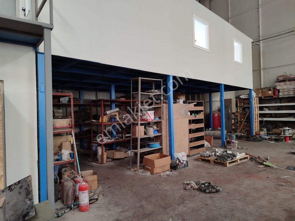 Saray'da 4700m2 Vinçli Kiralık Fabrika - Görsel 11