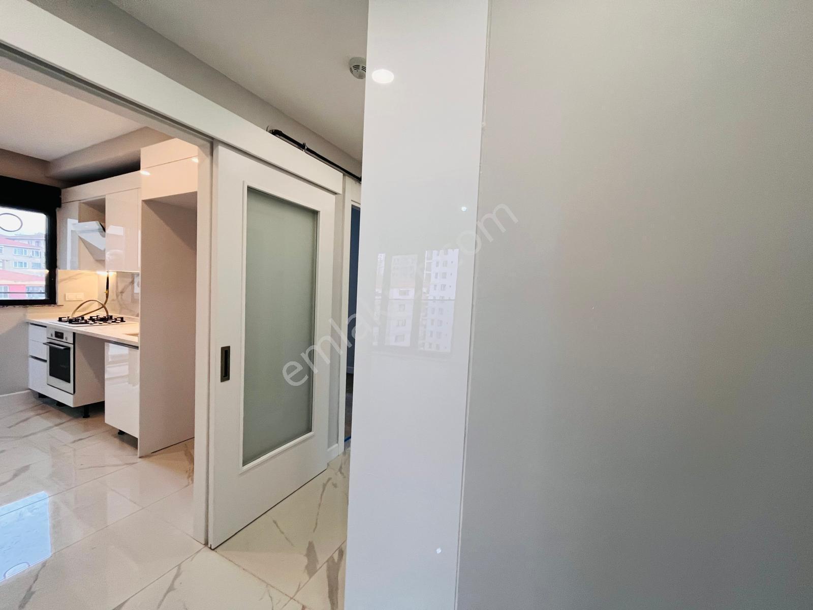 Lf İmaj Bostancıda Güvenlikli Sitede 2+1 Balkon Ebeveynli Sıfır - Görsel 31