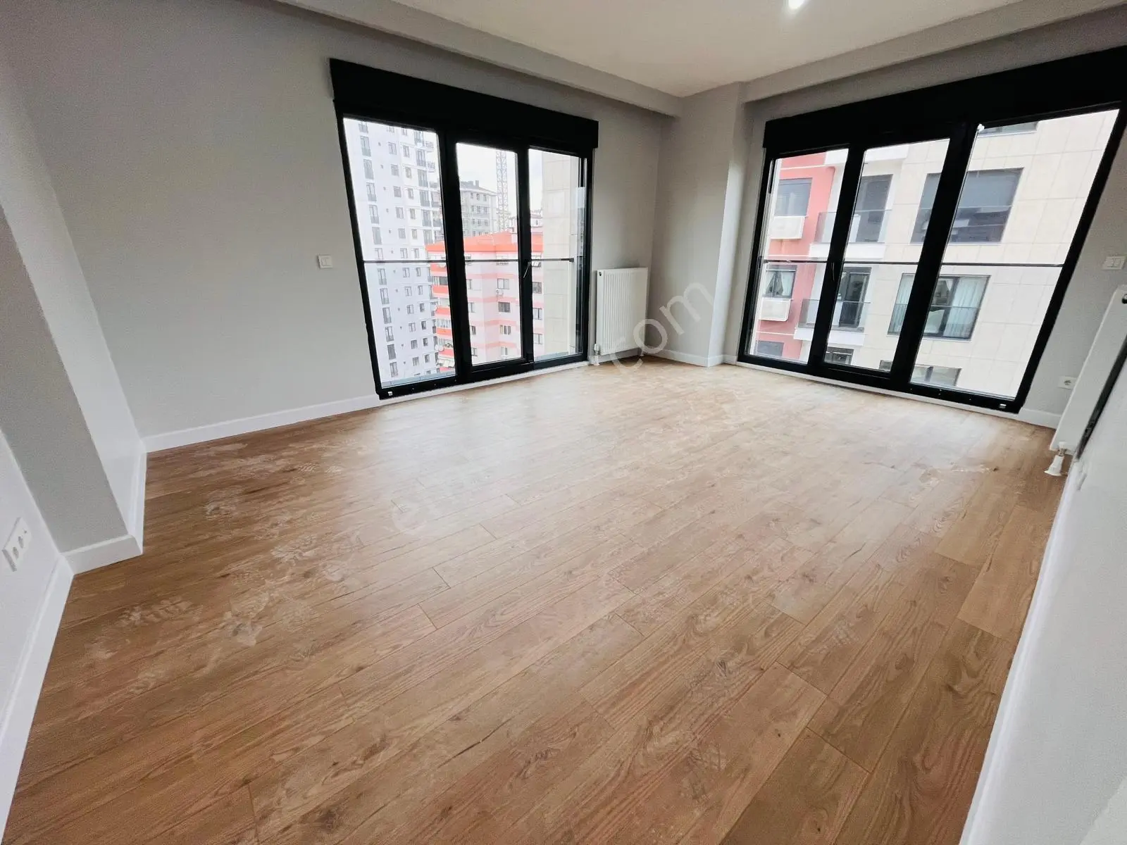 Lf İmaj Bostancıda Güvenlikli Sitede 2+1 Balkon Ebeveynli Sıfır - Görsel 3