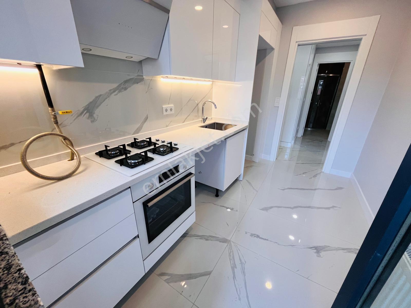 Lf İmaj Bostancıda Güvenlikli Sitede 2+1 Balkon Ebeveynli Sıfır - Görsel 25