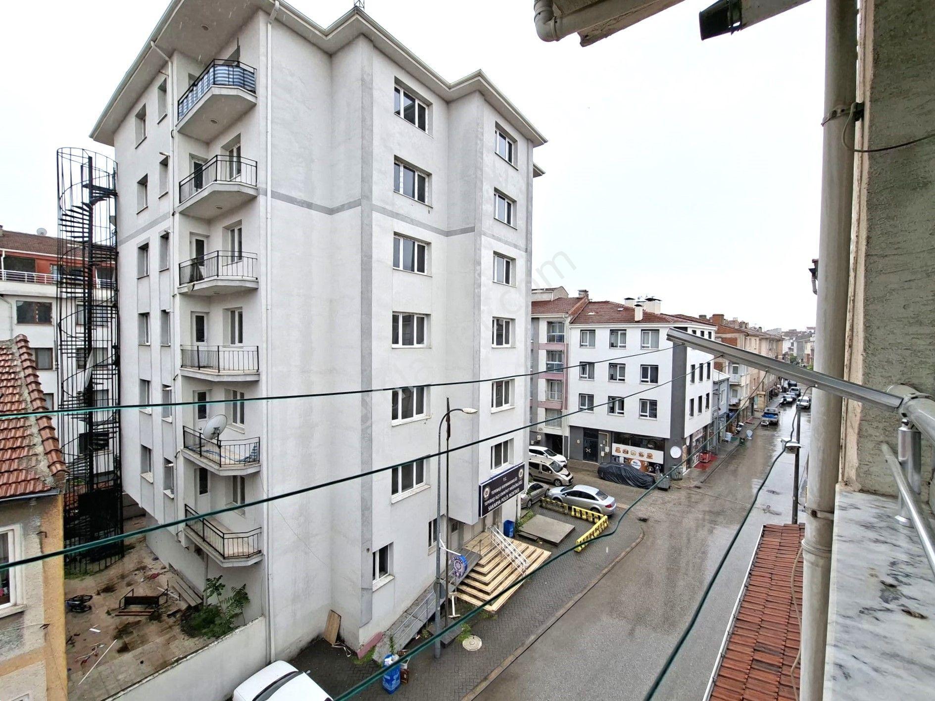 Recep Ümit Emlak'tan Derman Caddesi Üzerinde Satılık Ferah Geniş 2+1 Satılık Daire - Görsel 8