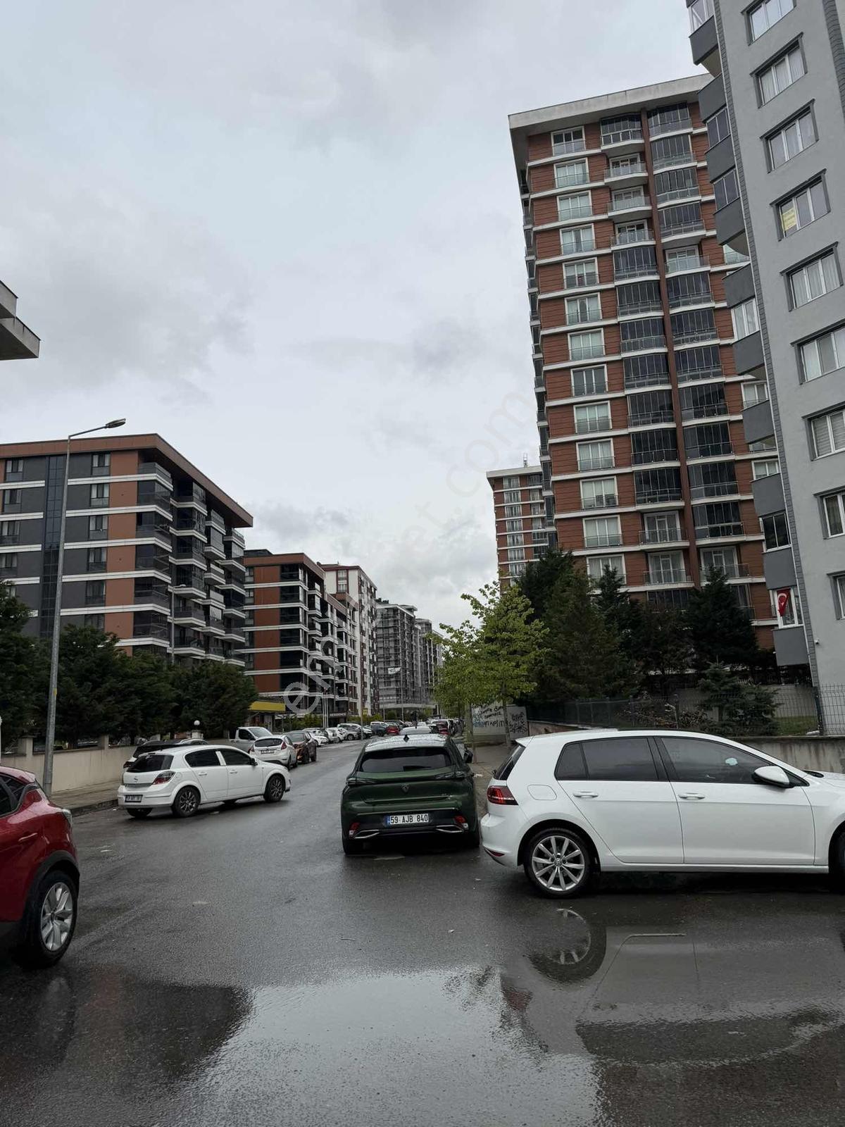 Emlak Konutlarında Site İçi 3+1 Kiralık Daire - Görsel 18