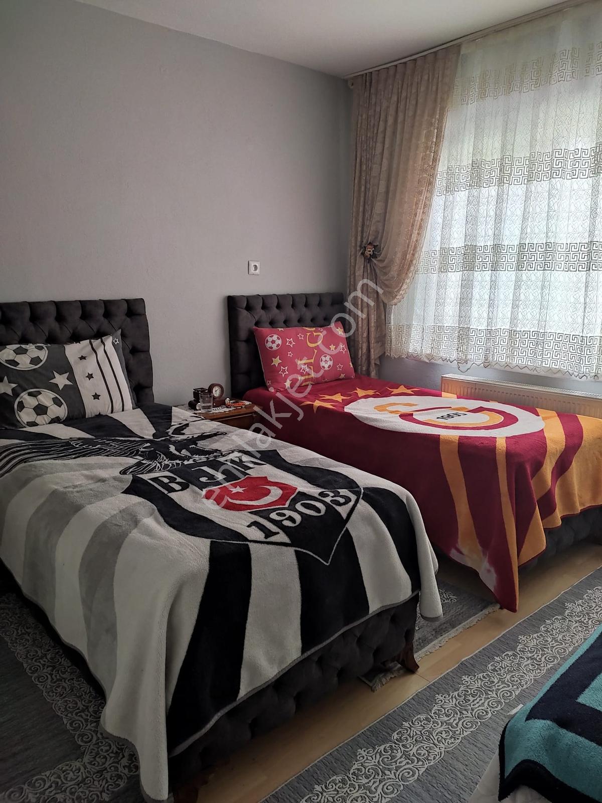 Şükraniye'de Bakımlı Satılık Daire - Görsel 11