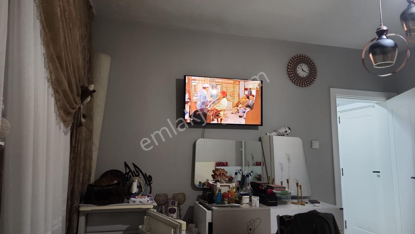 Şükraniye'de Bakımlı Satılık Daire - Görsel 19