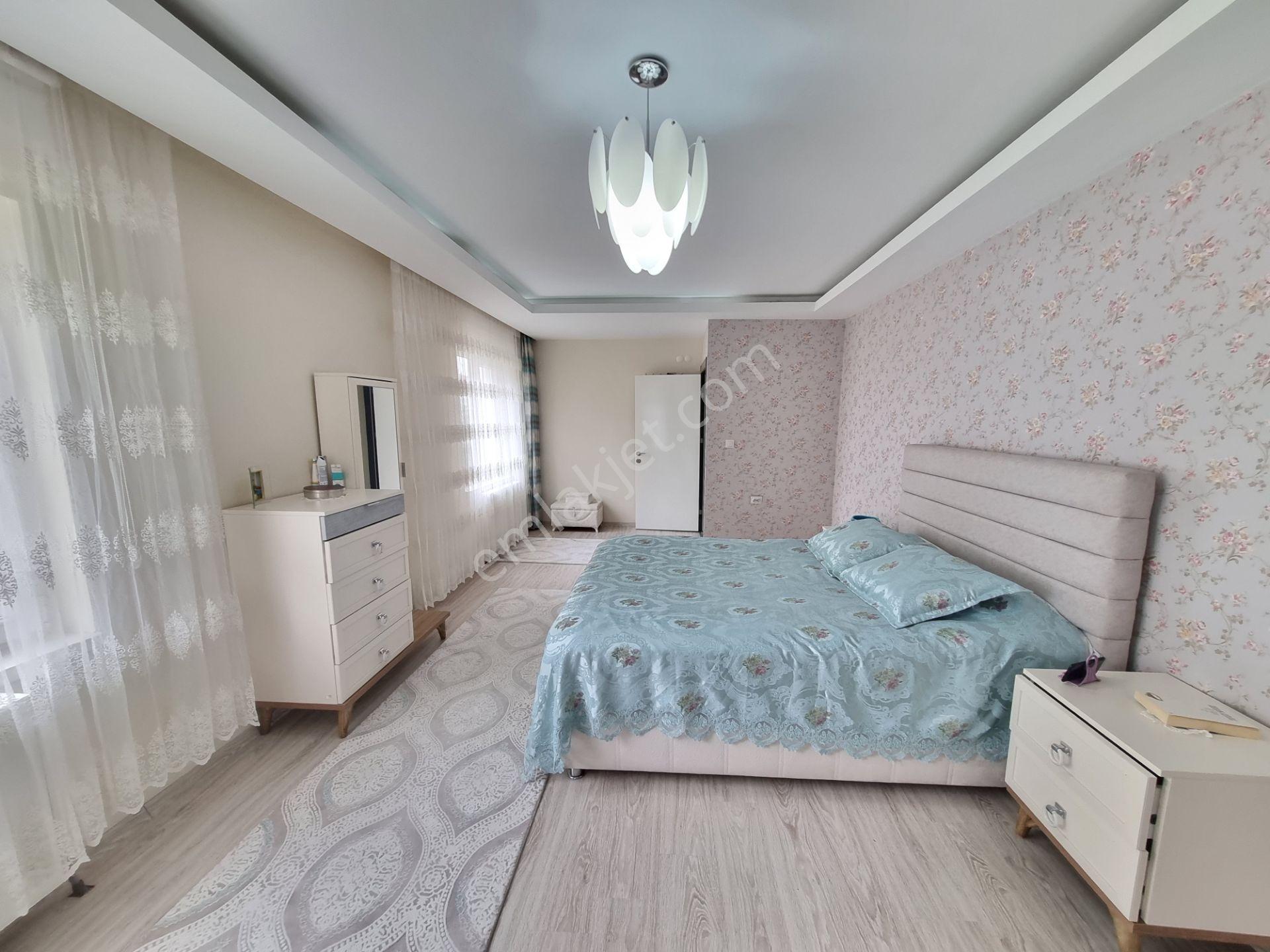 Lüks Yapılı 4+1 - 30 M2 Yatak Odası- Giyinme Odalı - Manzaralı.. - Görsel 21
