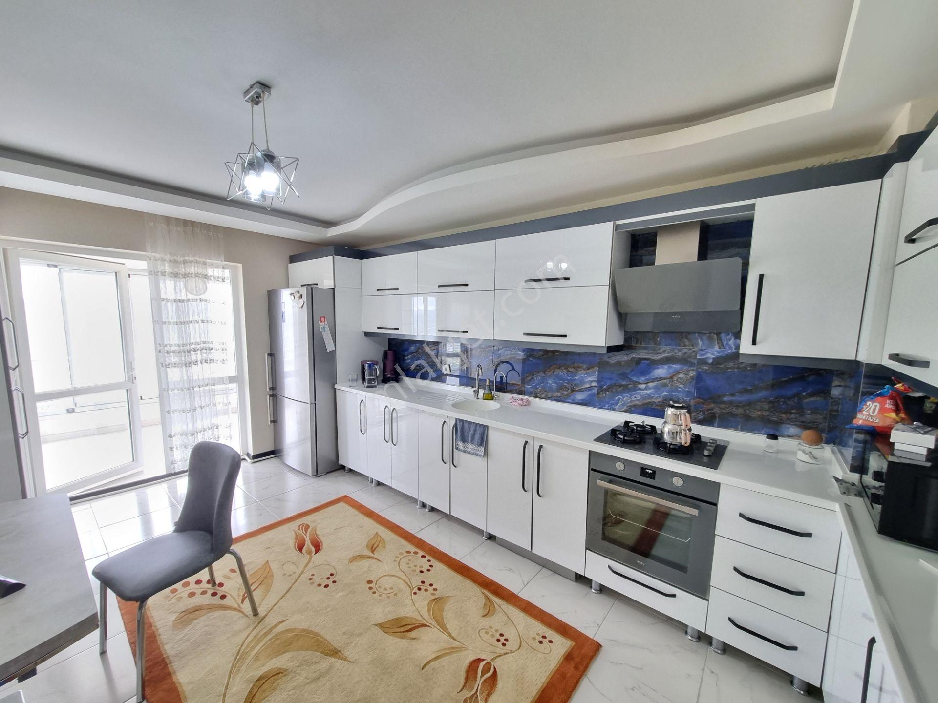 Lüks Yapılı 4+1 - 30 M2 Yatak Odası- Giyinme Odalı - Manzaralı.. - Görsel 3