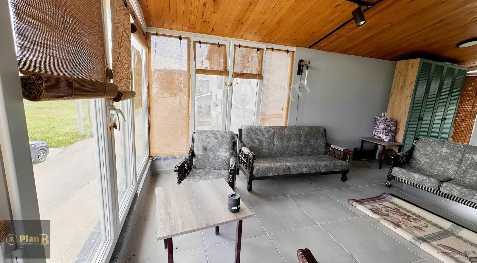 Kabaoğlunda Yenilenmiş İç Tasarıma Sahip Kiralık Daire - Görsel 13