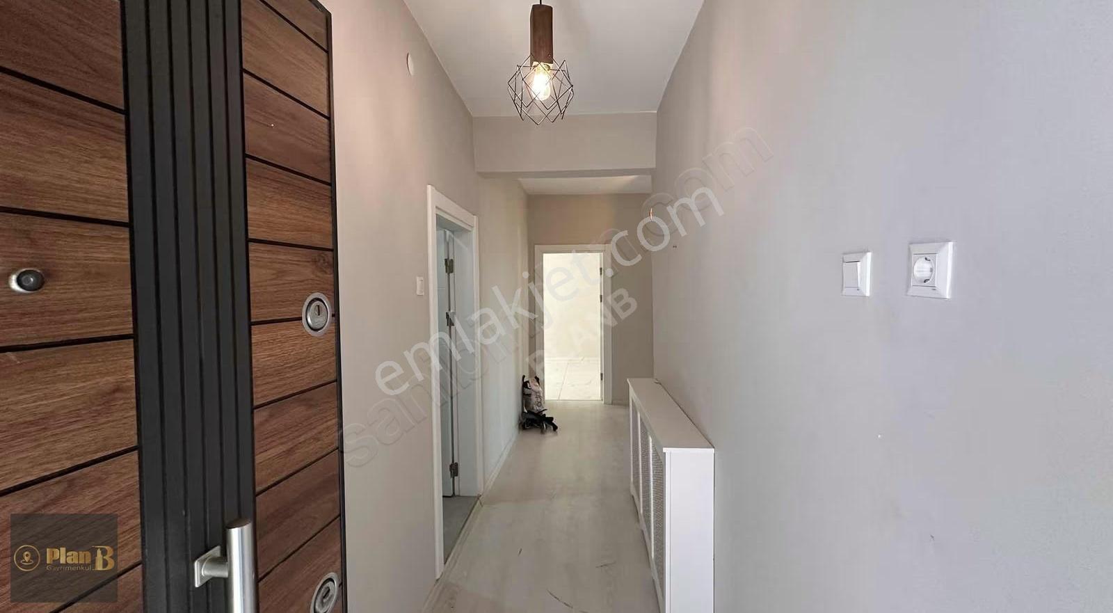 Kabaoğlunda Yenilenmiş İç Tasarıma Sahip Kiralık Daire - Görsel 16