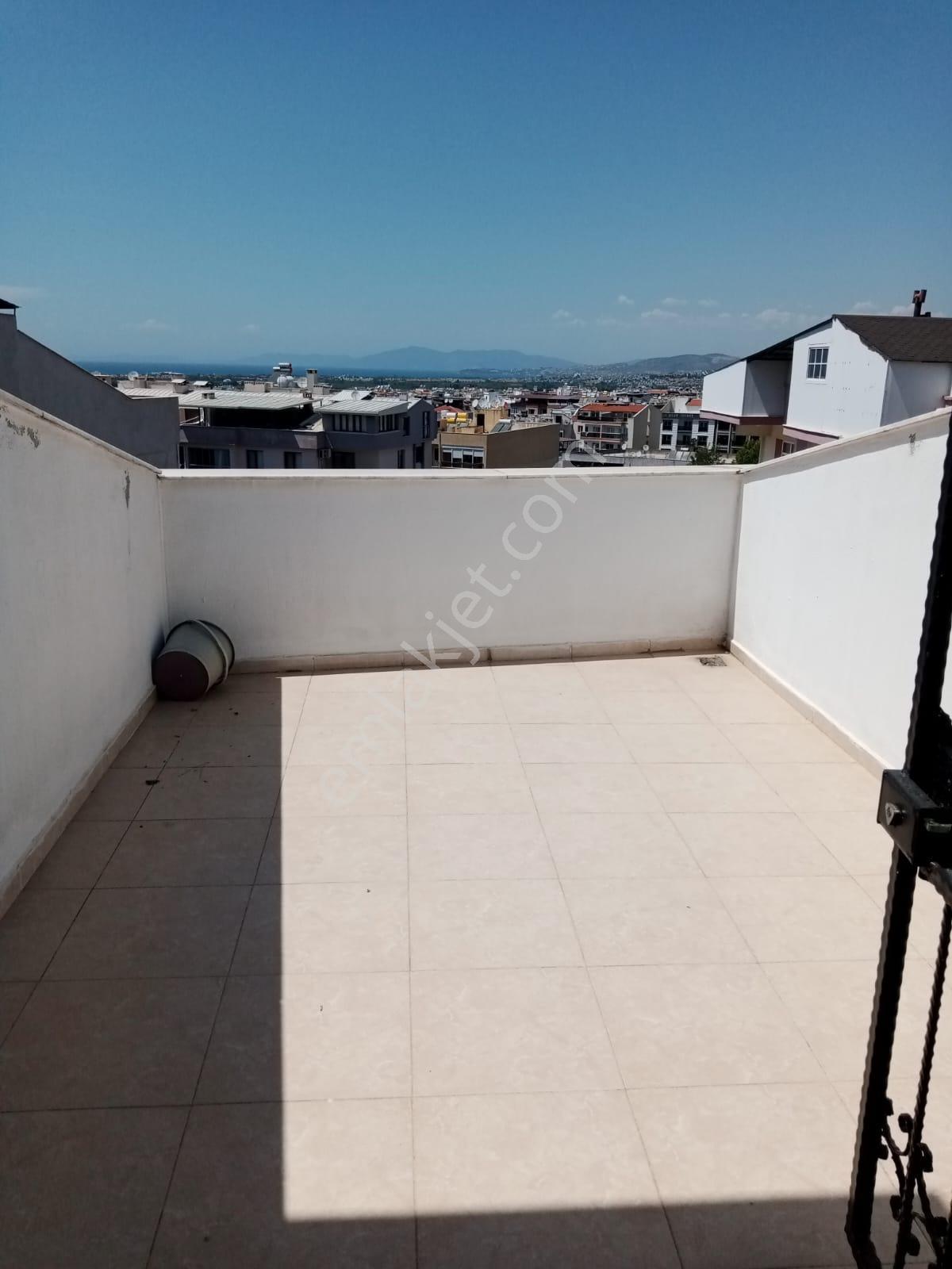 Kuşadası Davutlar Mahallesinde Satılık 3+1 Daire - Görsel 12