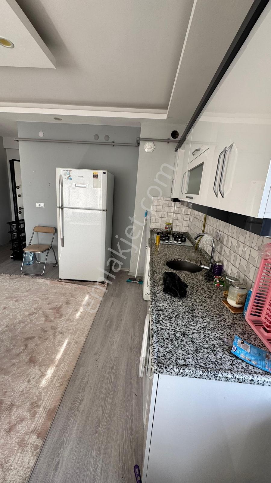 Ömer Mavi Ortaokuluna Yakın 1+1 Eşyalı Kiralık Daire - Görsel 6