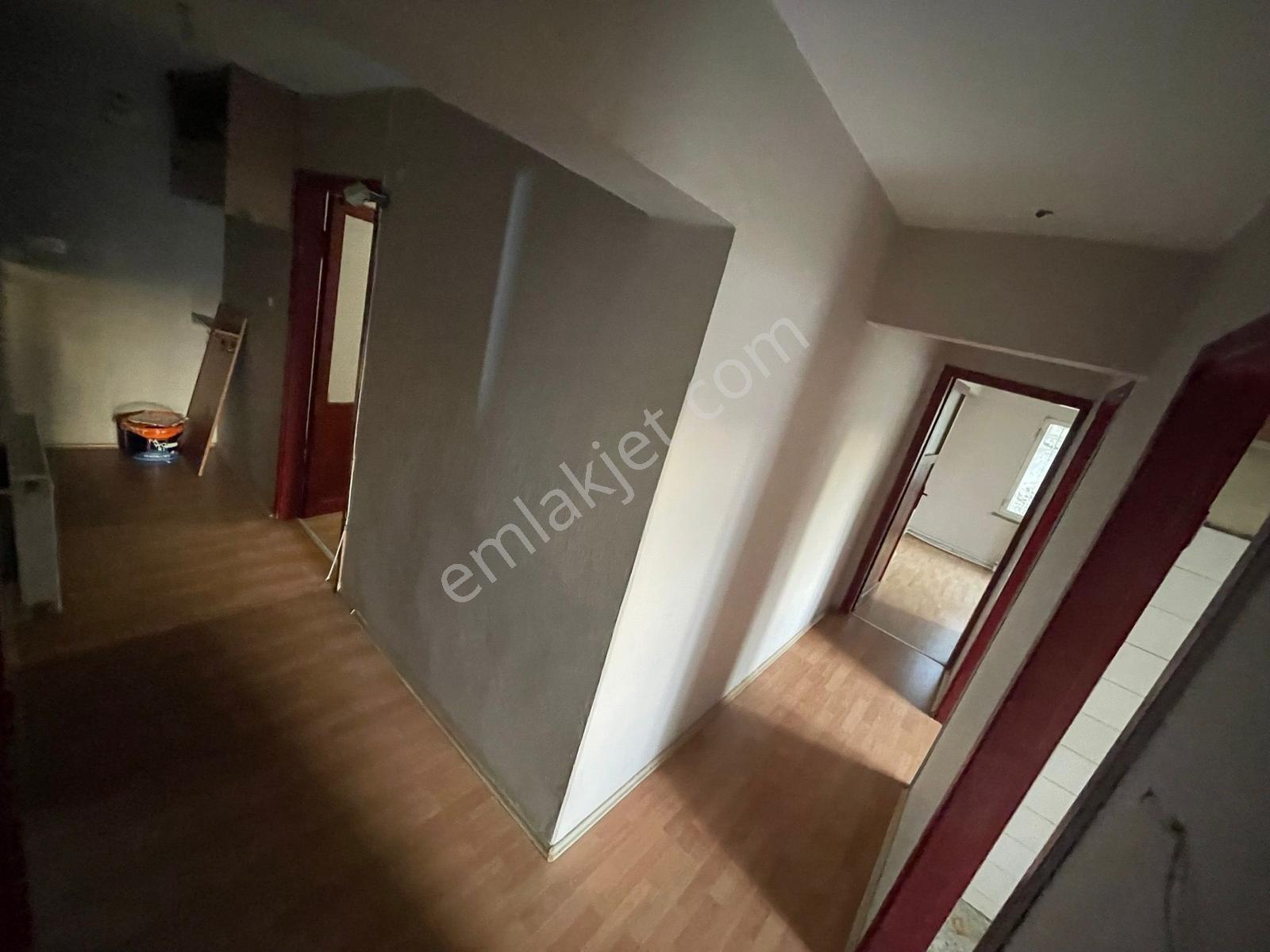Metro Yakını Bahçelievler Mh.arakat 3+1 Daire - Görsel 24